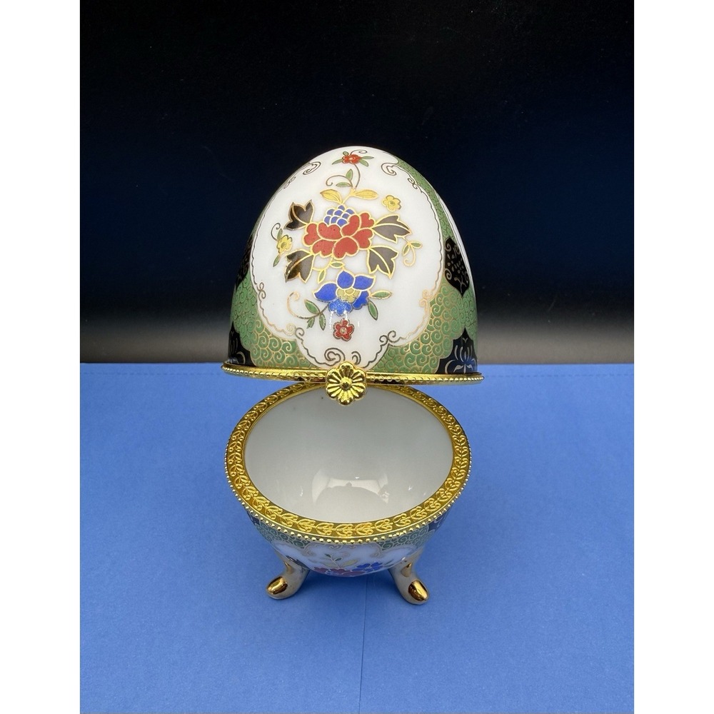 Vintage Porcelain Hinged Footed Egg Shaped Trinket Box Floral Gold Trim Snap